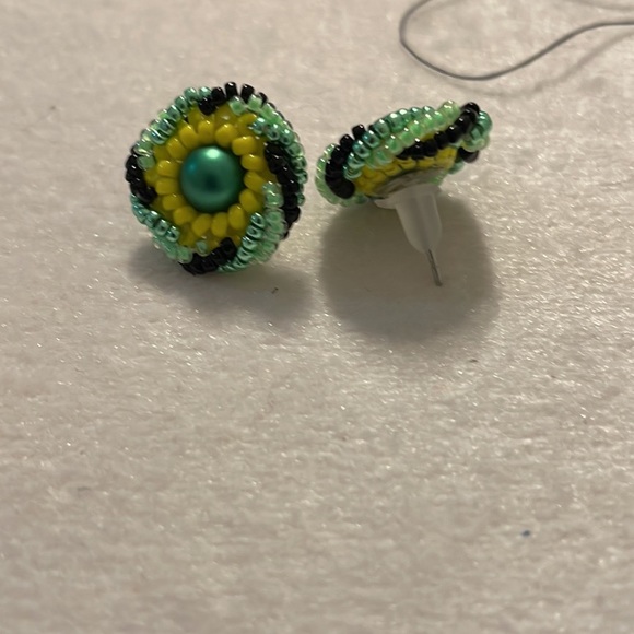 Hand made seed bead earrings. Brand new every day occasion to wear. - Picture 2 of 2